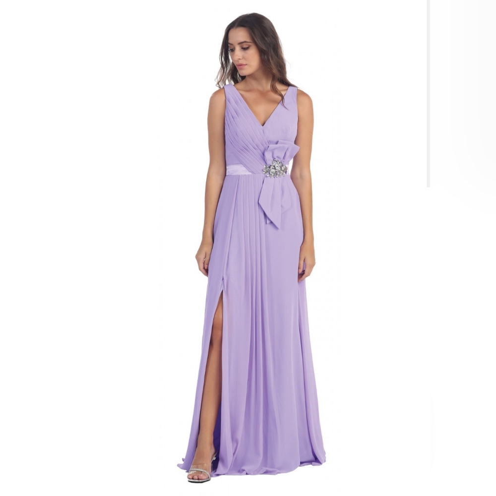 Star Box Elegant Purple Lilac Evening Gown